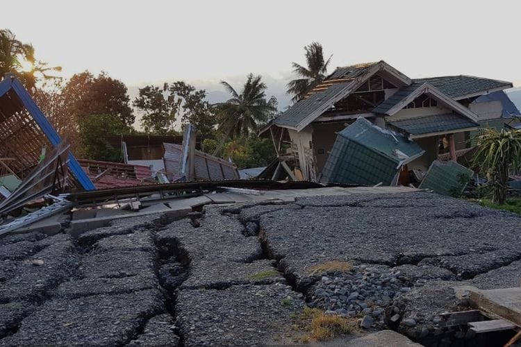 gempa di indonesia