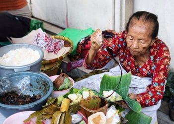 Lupis Mbah Satinem