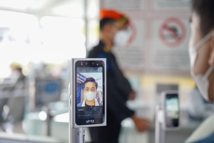 Face Recognition Boarding Gate