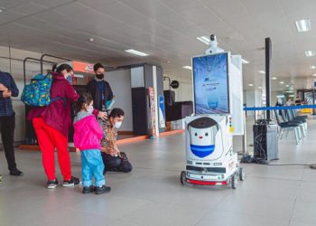 robot penjaga stasiun MRT